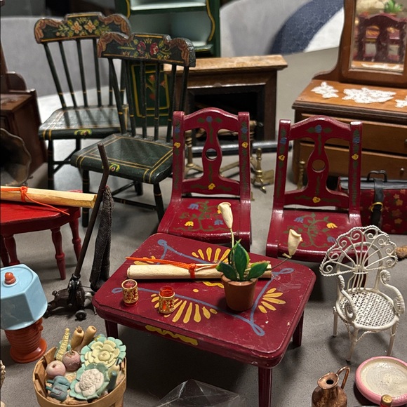 Vintage Dollhouse Furniture and Accessories Set - Picture 5 of 16